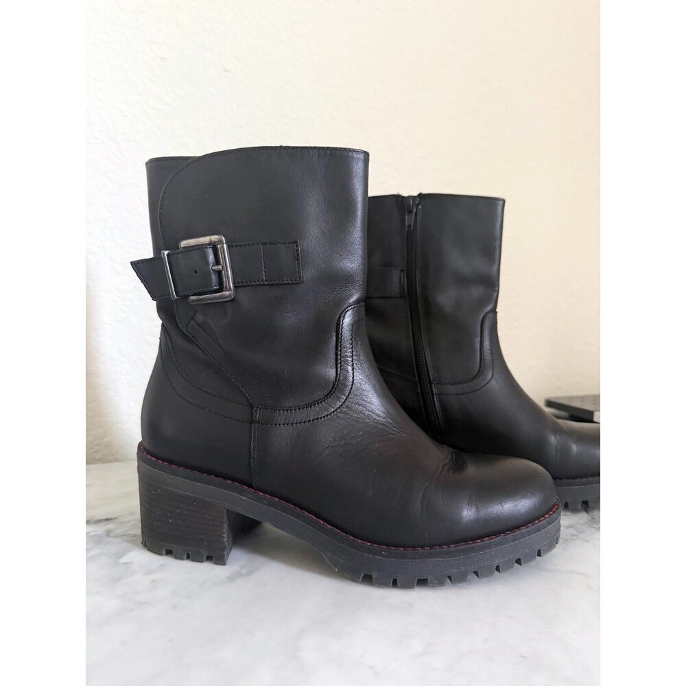 Coach and Four Leather Ankle Bootie Size 8 Buckle Side Zip Worn Once EUC - Picture 4 of 8